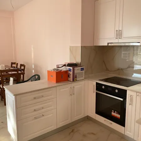 Casa Nushi Durres